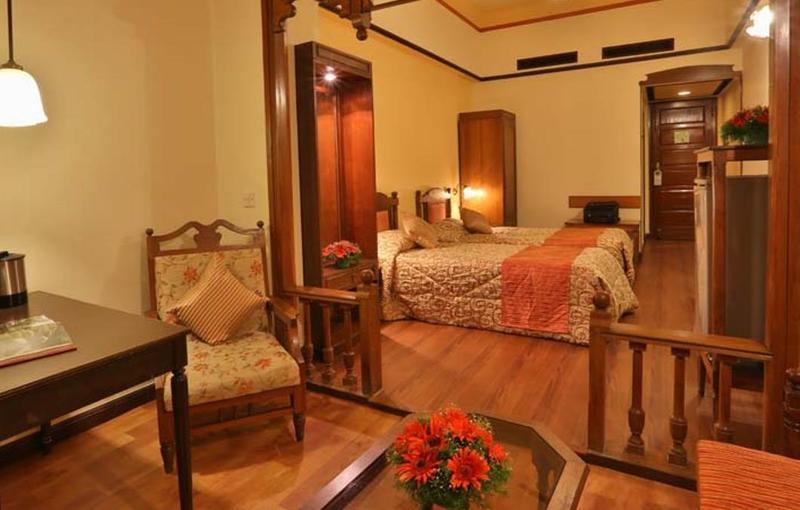 Hotel Mandovi Panaji Buitenkant foto